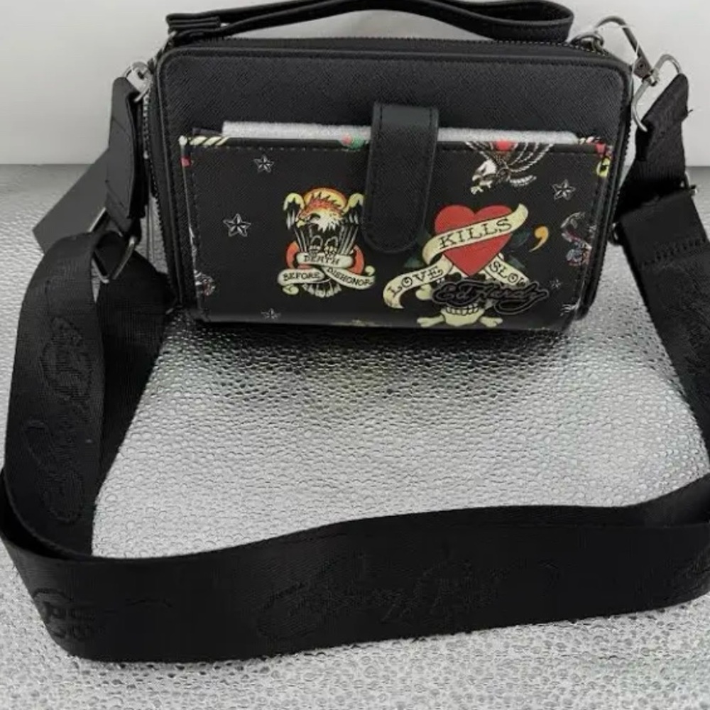 Ed Hardy Love Kills Wallet,Wristlet/Convertible CrossBody with Guitar Strap, NEW